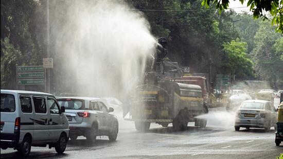 Delhi Cloud Seeding Experiment Set for September to Tackle Air Pollution