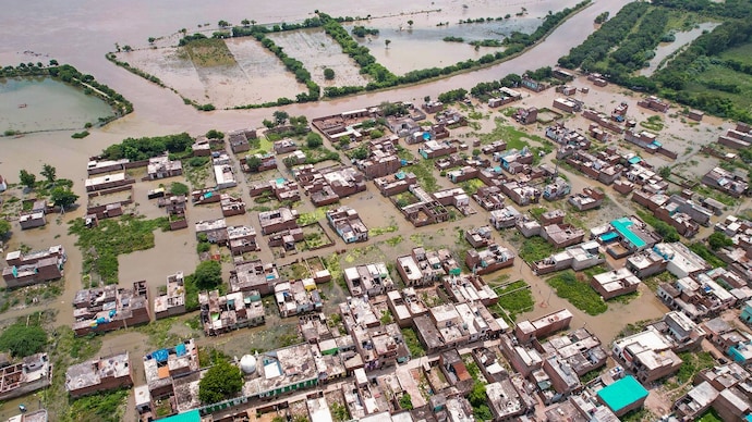From Delhi to Agra: Yamuna swelling waters trigger flood fears