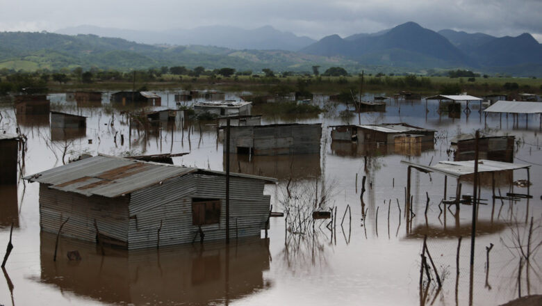Extreme Weather Creates “Double Penalty” Trapping Populations as It Spurs Migration