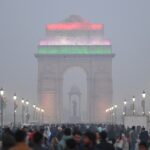 Delhi Shivers as Early Winter Chill Grips the City, Air Quality Slightly Improves