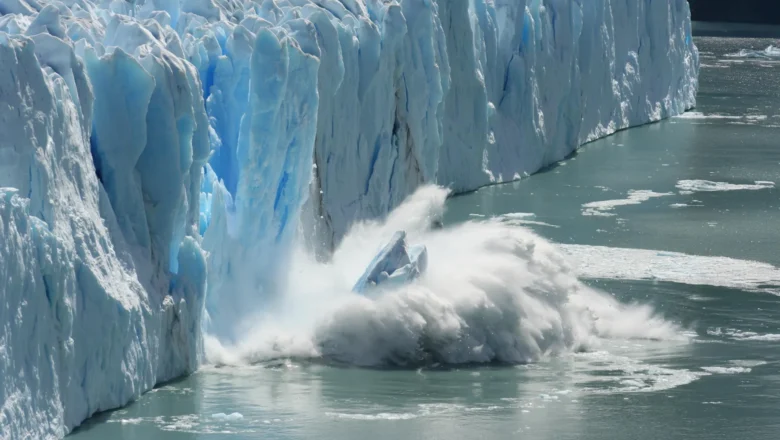 Ancient Antarctic Ice Melt Linked to Self-Reinforcing Ocean Feedbacks, Study Finds