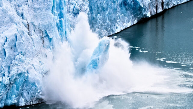 Hundreds of Iceberg Earthquakes Detected near Antarctica ‘Doomsday Glacier’