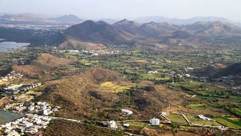 Thar desert could reach Delhi if Aravalli hills are destroyed, warns environmental expert