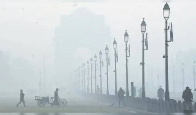 Severe air pollution and dense fog grip Delhi as city records first cold wave of the season