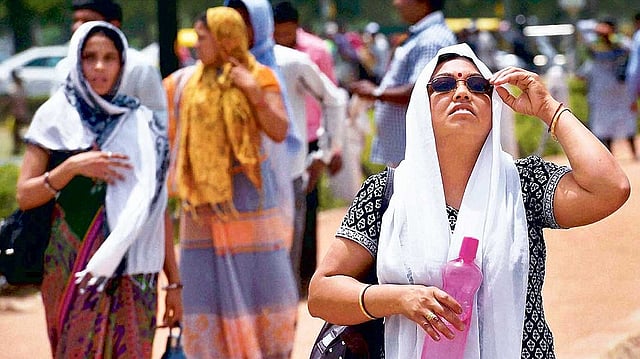 Dry Weather to Prevail Across India on Saturday Heatwave Conditions Likely Along West Coast