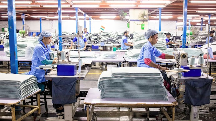 Extreme Heat Turning India Garment Factories Into Health Hazards, New Report Warns