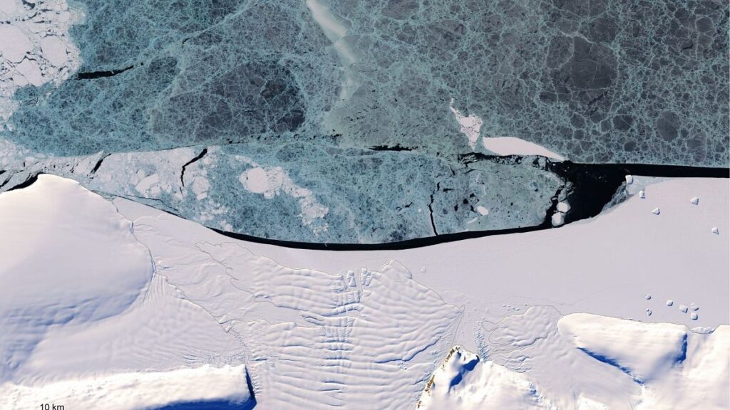 Scientists Report Unexpected Growth in Antarctic Ice Sheet After Two Decades of Rapid Melting