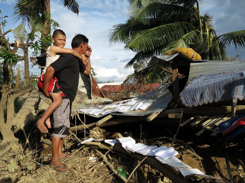 Philippines Communities Reduce Typhoon Losses Through Early Action and Planning