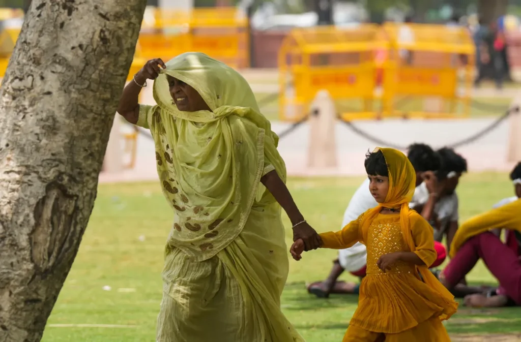 Bihar To Strengthen Village Level Heatwave Warning System Amid Rising Temperatures