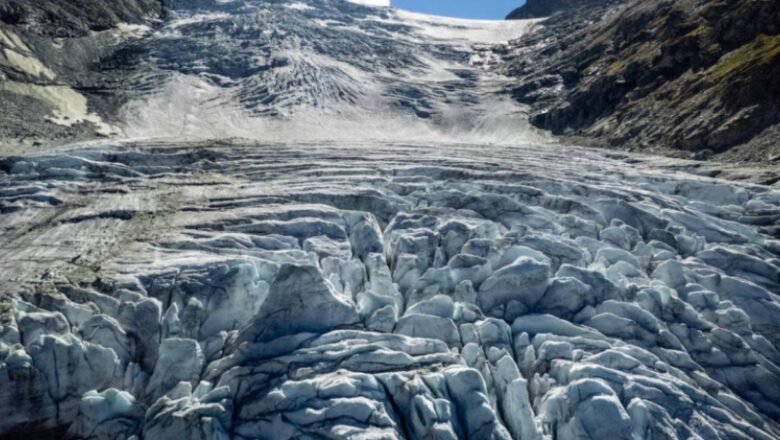Switzerland Glaciers Exhaust Snow Reserves Early as Heatwave Accelerates Ice Loss