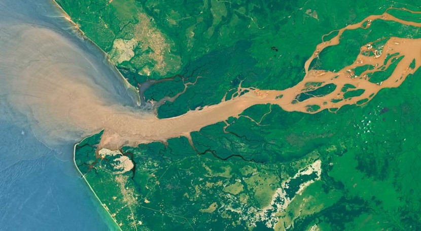 Giant Ocean Eddies Tracked Swirling Congo River Water Across the Atlantic