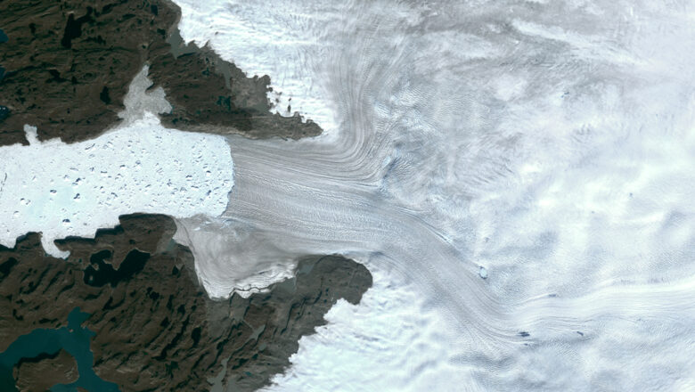 Greenland Loses 105 Billion Tonnes of Ice as Surface Darkening Accelerates Melting
