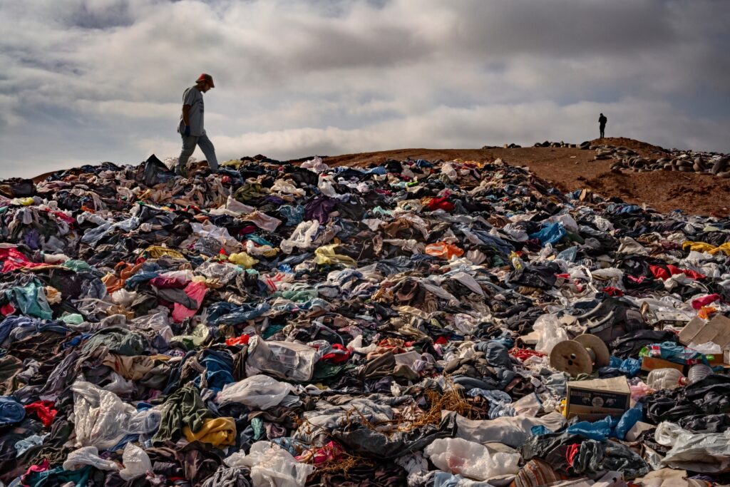 Clothing Mountain in Chile’s Atacama Desert Exposes Global Fast Fashion Waste Crisis