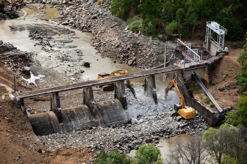 US Removes 100 outdated Dams Reconnects Nearly 4,900 River Miles