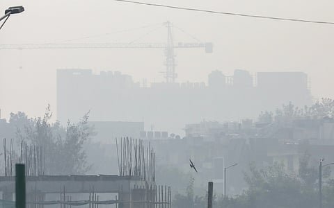 Delhi Tightens Industrial Pollution Checks Targets 2,354 Units Ahead of Winter