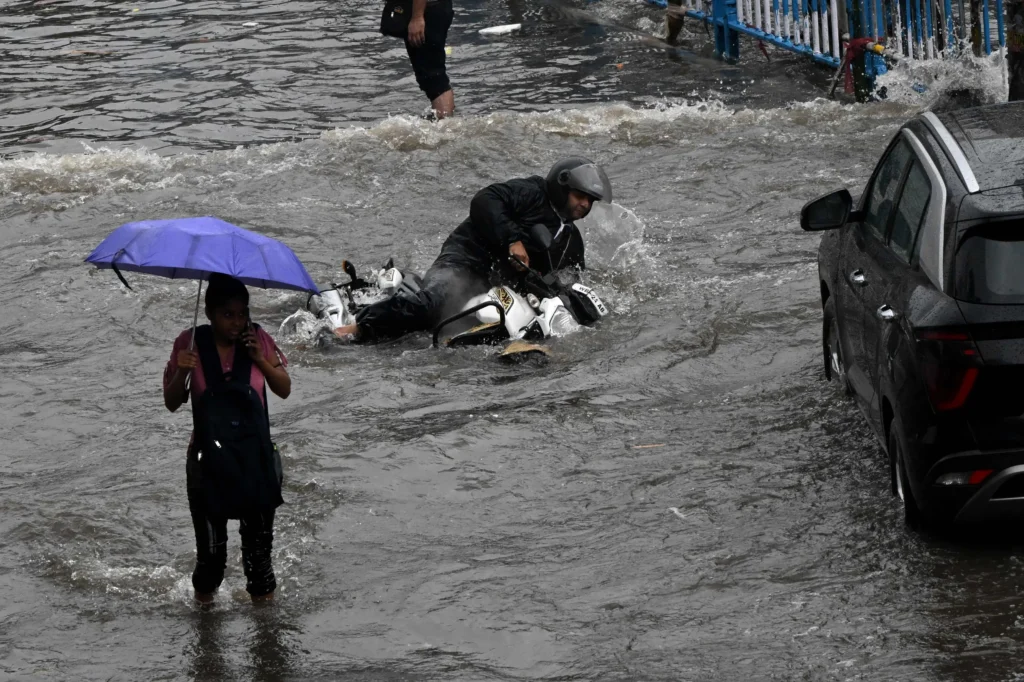 IMD Forecasts Heavy Rain Over Tamil Nadu, Kerala, Odisha, Madhya Pradesh and Karnataka